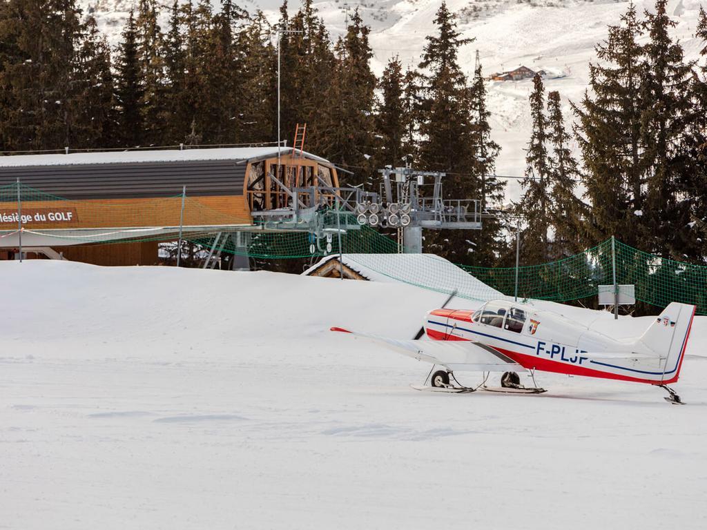 Вилла Chalet Le Yeti Мерибель Экстерьер фото