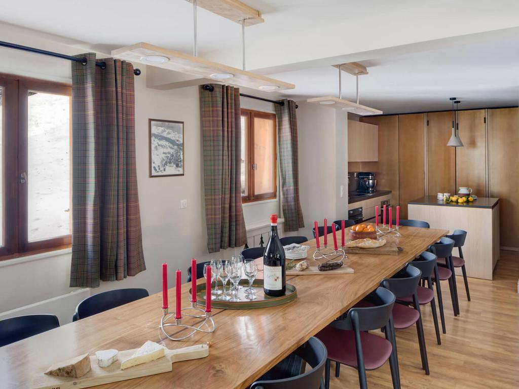 Вилла Chalet Le Yeti Мерибель Экстерьер фото