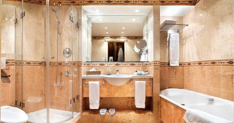 Вилла Chalet Le Yeti Мерибель Экстерьер фото